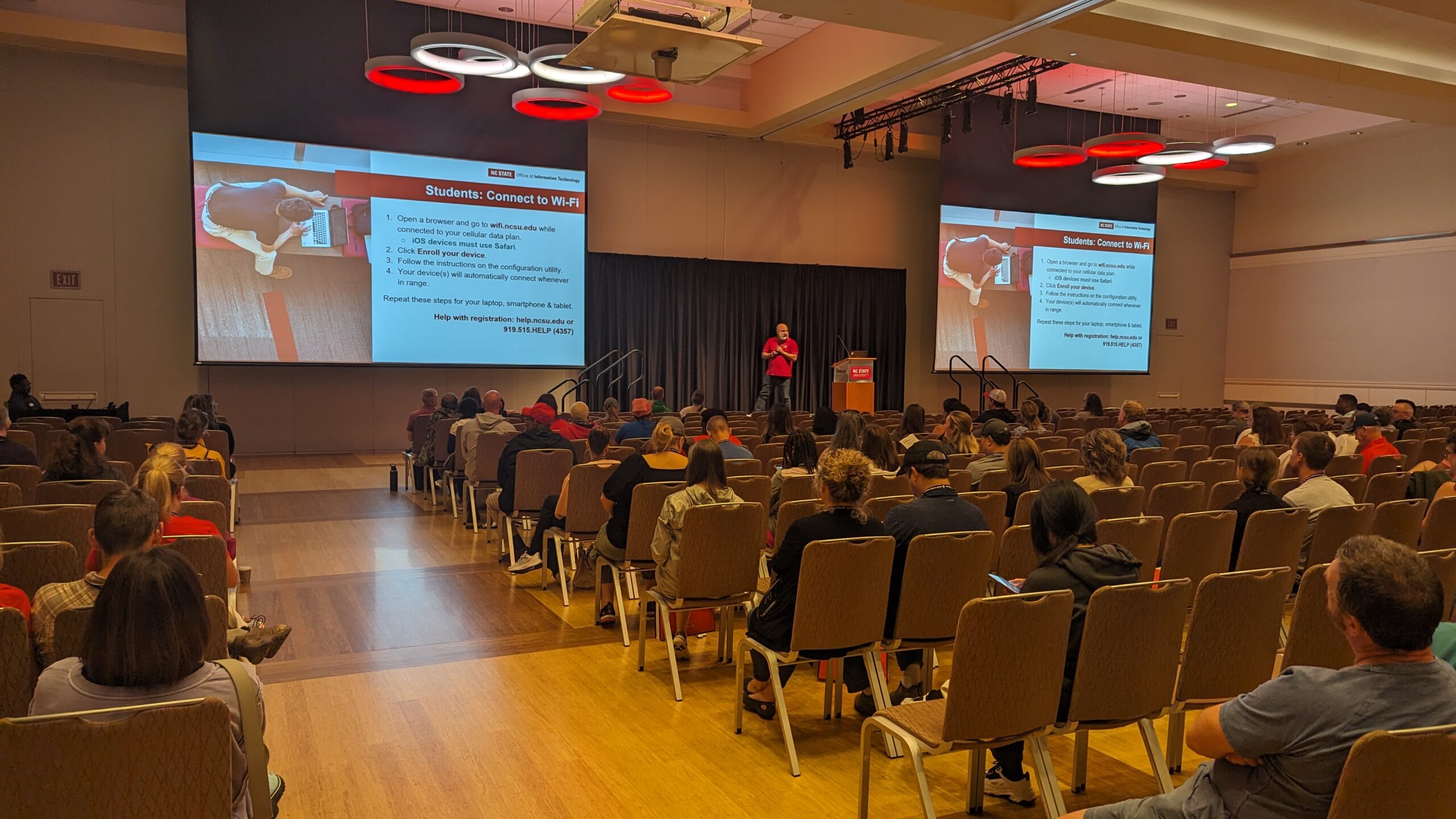 Nik Davlantis presents during New Student Orientation.